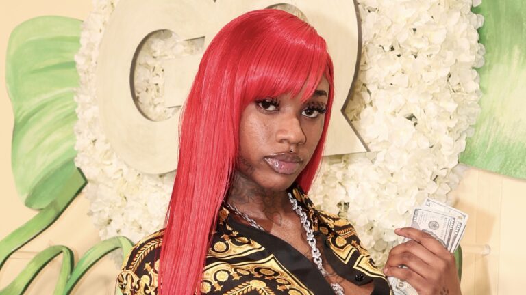 Sexyy Pink Says She’s The “Most Hated” Feminine Rapper (WATCH) Sexyy Pink Says She’s The “Most Hated” Feminine Rapper (WATCH)